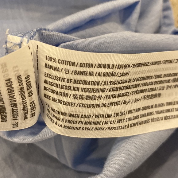 Abercrombie & Fitch blouse size small - Picture 7 of 7